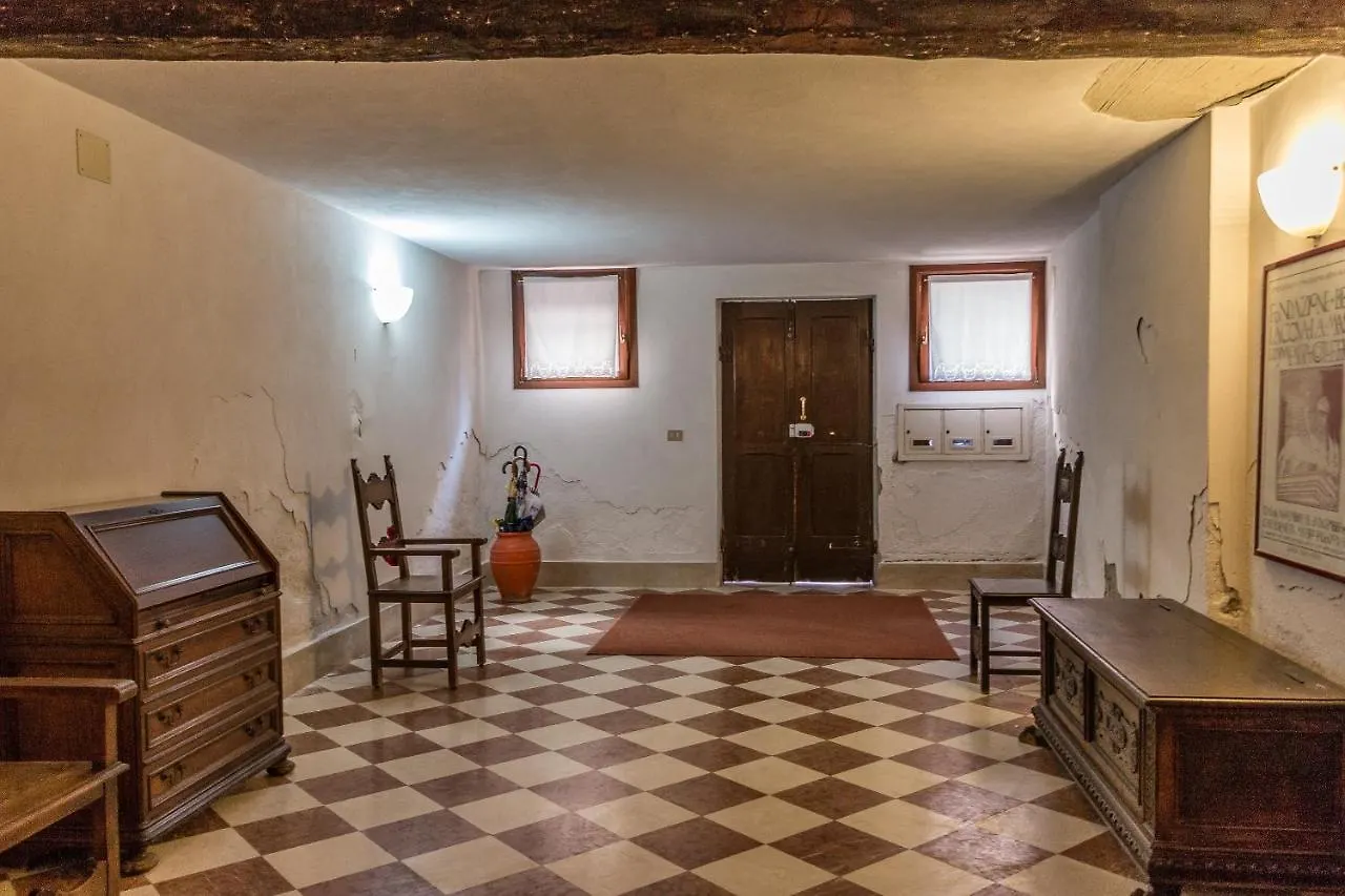 Doge'S Mirror & Stair @Frari Apartment Venice